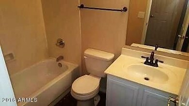 112 N Danyell Ct, Chandler, AZ 85225 - photo 6