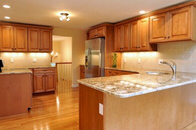 39 Stinson Rd, Andover, MA 01810 - photo 2