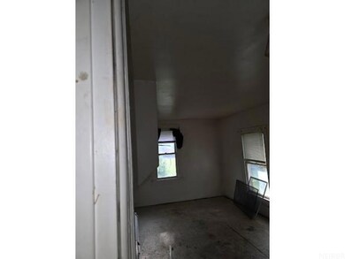 264 Baltimore St, Waterloo, IA 50701 - photo 4