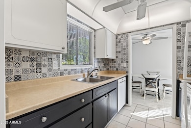 13721 N 98th Ave unit C, Sun City, AZ 85351 - photo 7