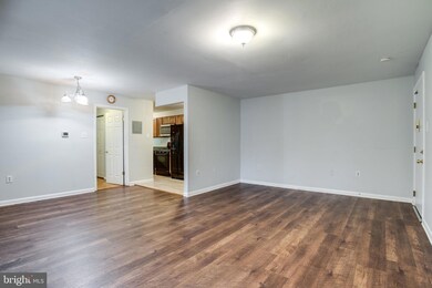 214 Park Terrace Ct SE unit 81, Vienna, VA 22180 - photo 6