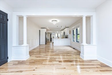 39 Trask St, Beverly, MA 01915 - photo 4