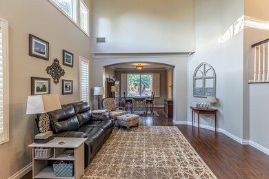 22409 Majestic Ct, Santa Clarita, CA 91390 - photo 7