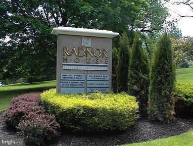 Radnor House unit 325, Bryn Mawr, PA 19010 - photo 4