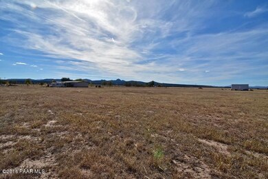 24260 N Big Springs Ranch Rd, Paulden, AZ 86334 - photo 5