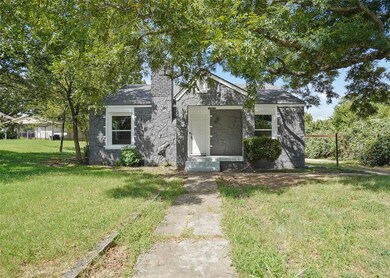 307 Harcourt St, Weatherford, TX 76086 - photo 2