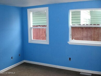561-857023 Bedroom#1