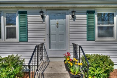 17 Riley Dr, Riverside, RI 02915 - photo 7