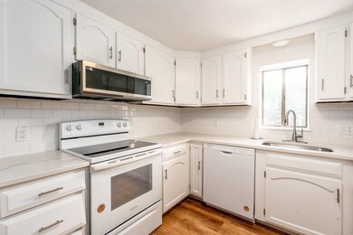 825 W Main St unit 4, Hyannis, MA 02601 - photo 7