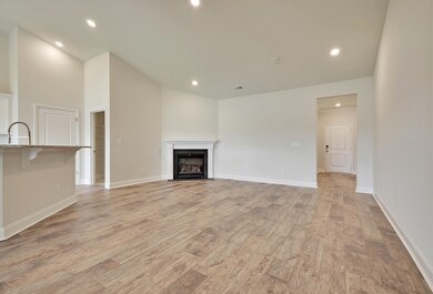 708 Spanish Pointe Dr, Summerville, SC 29486 - photo 3