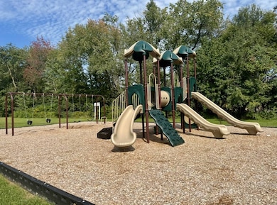 1083 E State Road 2 unit 446, La Porte, IN 46350 - photo 2