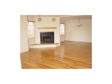 10 Tulip St unit B, Cos Cob, CT 06807 - photo 2