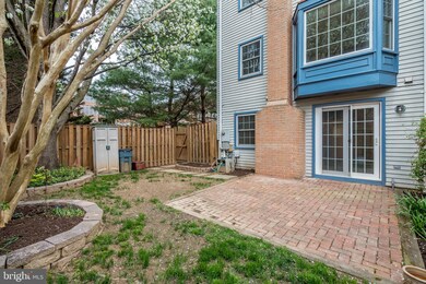 2986 Blaketon Ln, Oakton, VA 22124 - photo 3