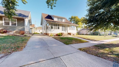 934 W Cedar St, Cherokee, IA 51012 - photo 2