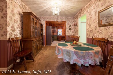 1423 E. Locust, Spfd, MO-5