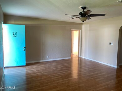 2820 N 25th Place, Phoenix, AZ 85008 - photo 3