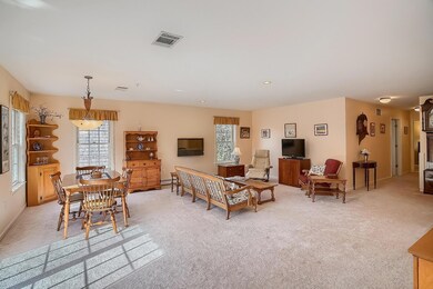 01_Living_Room_IMG08702