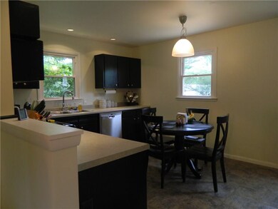 2932 Beech Dr, Columbus, IN 47203 - photo 5