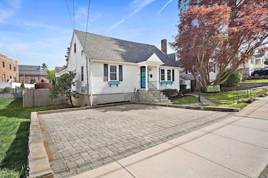 14 Caulfield Rd, Woburn, MA 01801 - photo 2