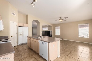 17827 N 51st Way kitchen and family room