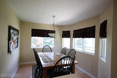 7471 Navajo Valley Dr SW unit 61, Byron Center, MI 49315 - photo 3