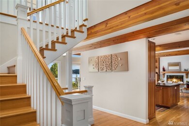 8246 E Mercer Way, Mercer Island, WA 98040 - photo 7