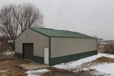 W6634 Franklin Rd, Monroe, WI 53566 - photo 2