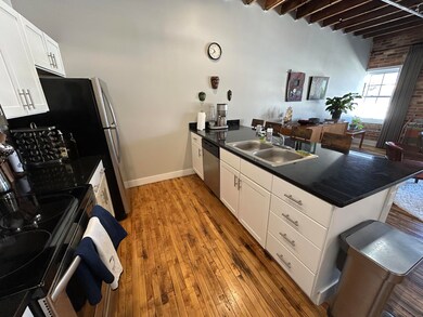 86 Washington St unit 340, Manistee, MI 49660 - photo 6