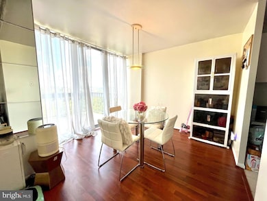 River Park House unit 1202, Philadelphia, PA 19131 - photo 6