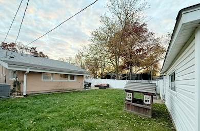 7020 W Wright Terrace, Niles, IL 60714 - photo 4