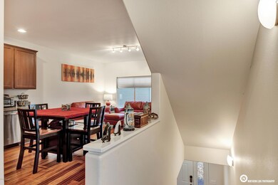 12_StairwayLanding