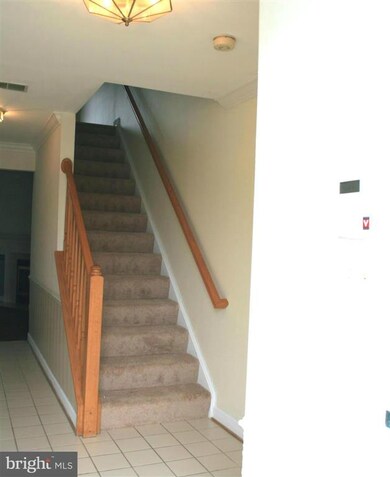 7903 Brightmeadow Ct, Ellicott City, MD 21043 - photo 4