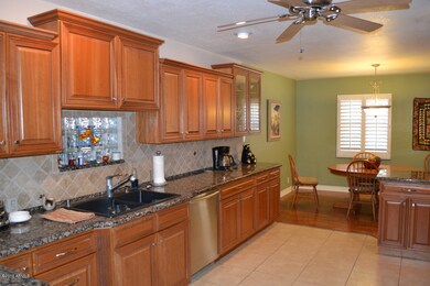 Kitchen 2
