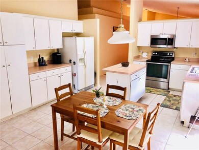 Eat in Kitchen area