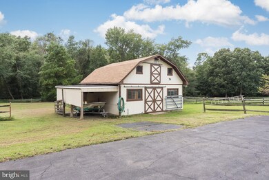 281 Sigma Dr, Harwood, MD 20776 - photo 4