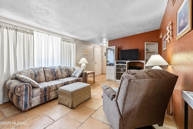 07-Living Area