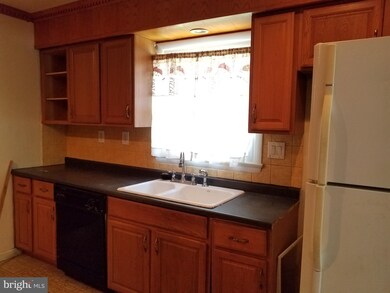 6801 Glen Ave, Glenn Dale, MD 20769 - photo 2