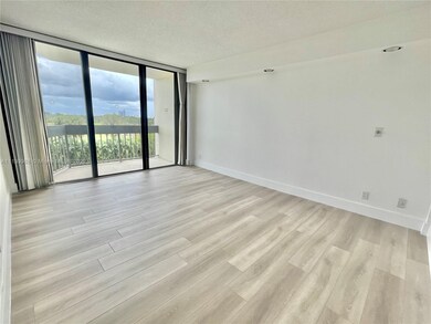 Master Bedroom w/ Balcony