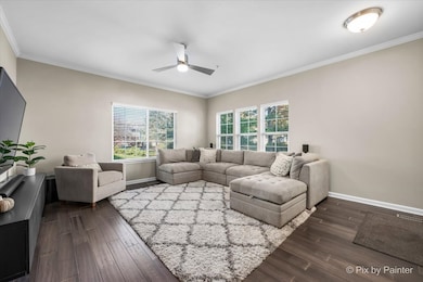 2232 Vanderbilt Dr, Geneva, IL 60134 - photo 3