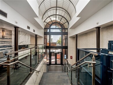 The Mariner Condominiums unit 202, Boston, MA 02109 - photo 2