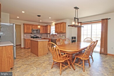 145 Robin Ln, Kunkletown, PA 18058 - photo 7