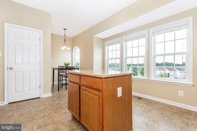 10305 Lantern Ln, Hagerstown, MD 21740 - photo 7