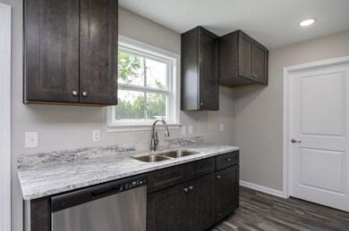 6029 Colton Blaine Ct, Crestview, FL 32539 - photo 4