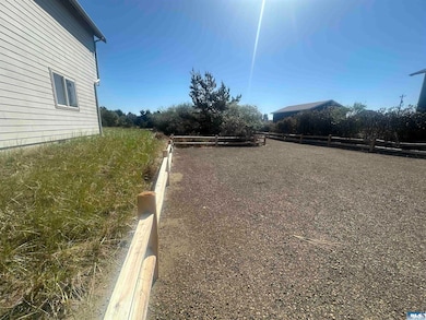 855 S Sand Dune Ave SW, Ocean Shores, WA 98569 - photo 5
