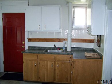 2 Stow Ave, Troy, NY 12180 - photo 5