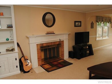 Family Room gas fireplace