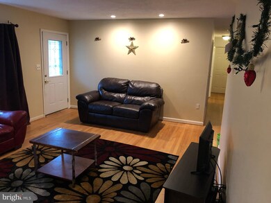 6800 Glenwood Ct, Glenn Dale, MD 20769 - photo 3