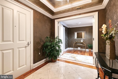 The Ritz-Carlton Residences, Baltimore, MD 21230 - photo 5