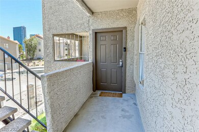 2nd floor entry into unit 2019 with balcony.
