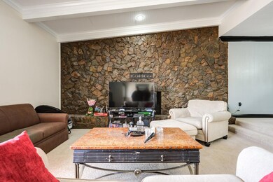 908 Zephyr, Plainview, TX 79072 - photo 5